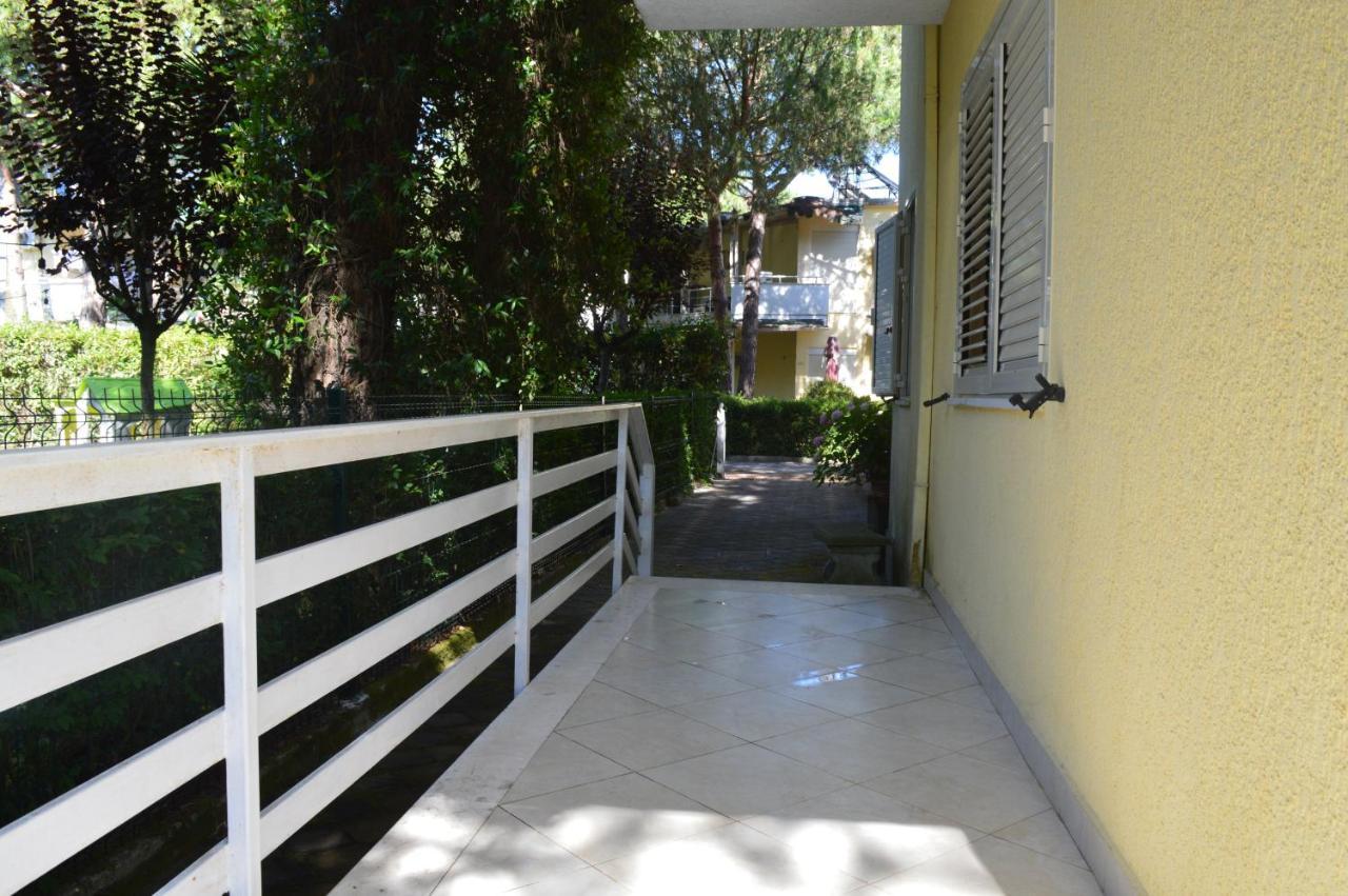 A Cozy Duplex In The Lalzi Bay Villa Durres Ngoại thất bức ảnh
