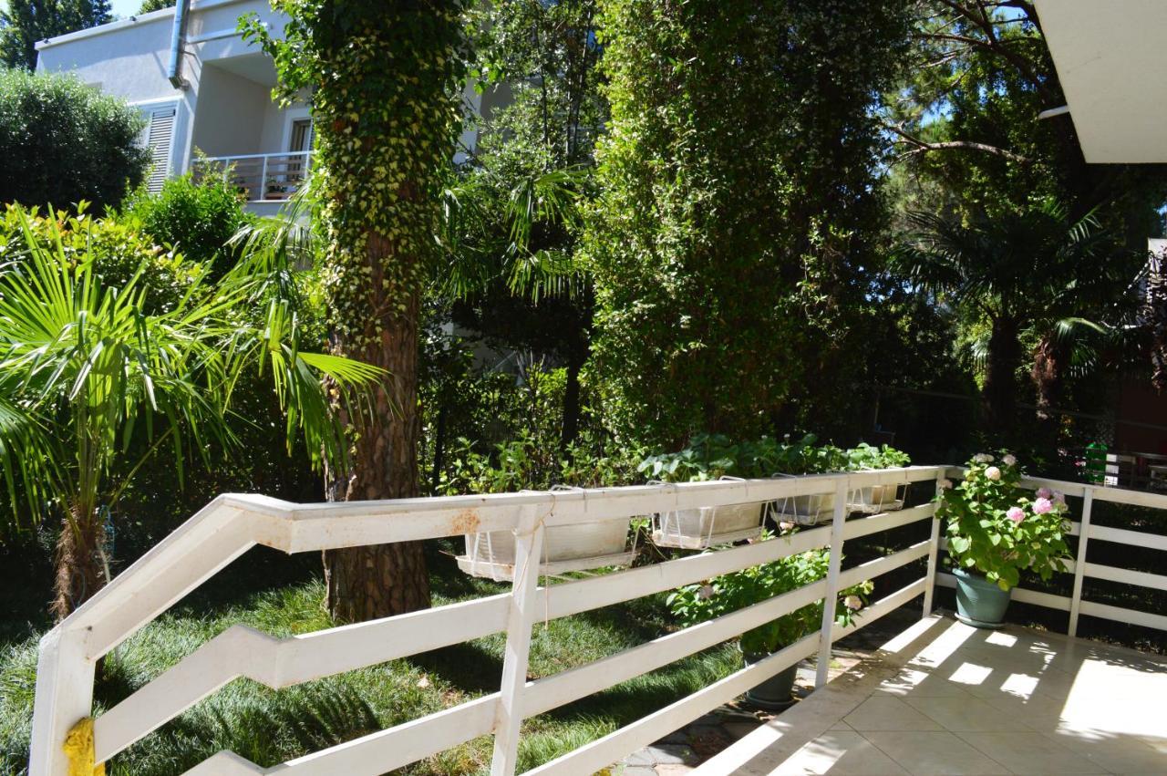 A Cozy Duplex In The Lalzi Bay Villa Durres Ngoại thất bức ảnh