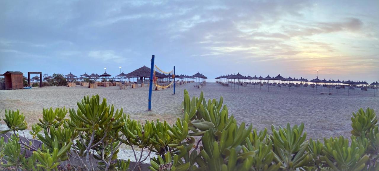 A Cozy Duplex In The Lalzi Bay Villa Durres Ngoại thất bức ảnh